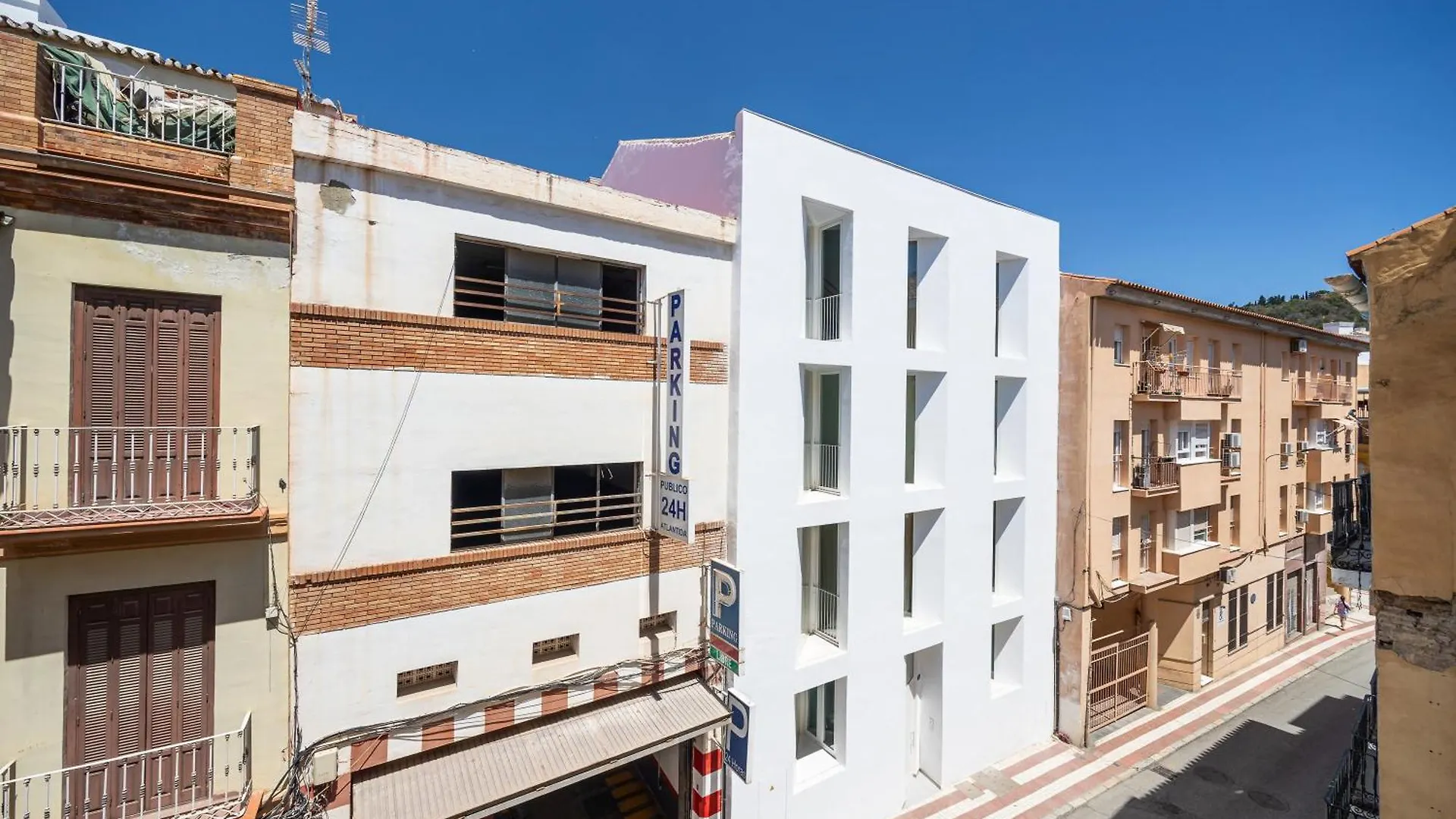 Charming Malaga Stay Walk To Top Sights Apartment